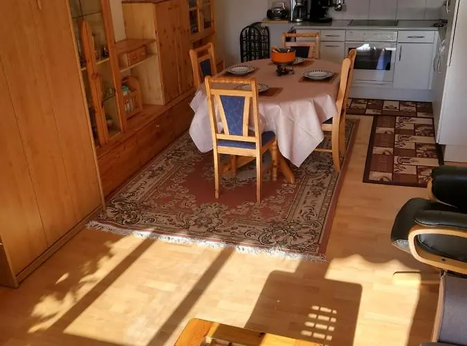 Nour 克莱恩 蒙塔纳